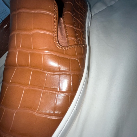 Michael Kors men/women’s(unisex) brown shoes,Barely worn,size 10,rubber outsole - Picture 10 of 14